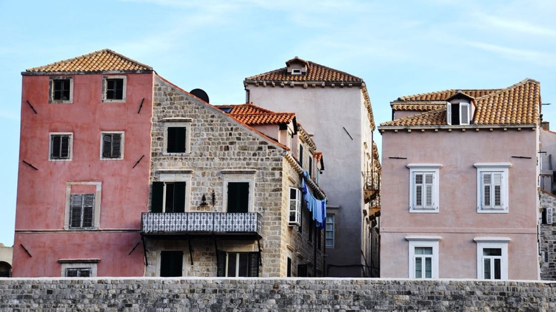 Nemovitost si člověk může koupit i v zahraničí